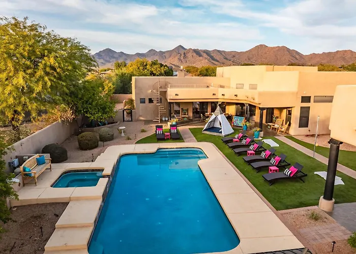 Midnight At The Oasis Holiday home Scottsdale