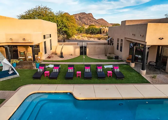 Midnight At The Oasis Holiday home
