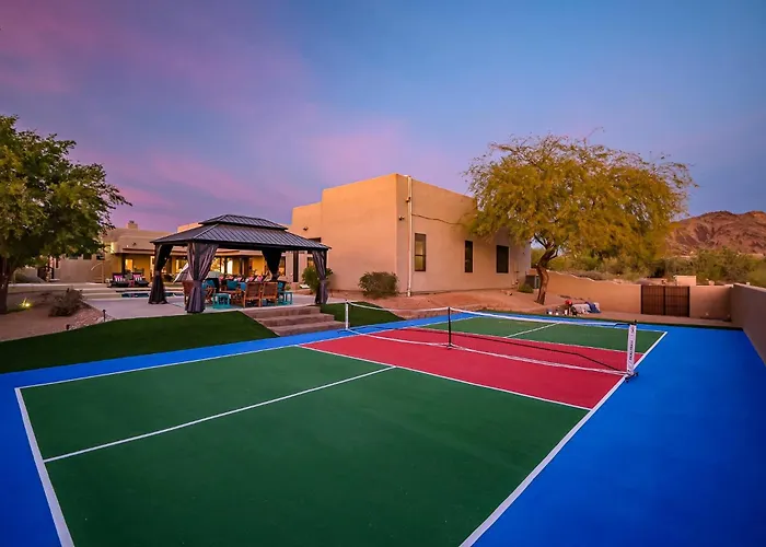 Midnight At The Oasis Holiday home Scottsdale